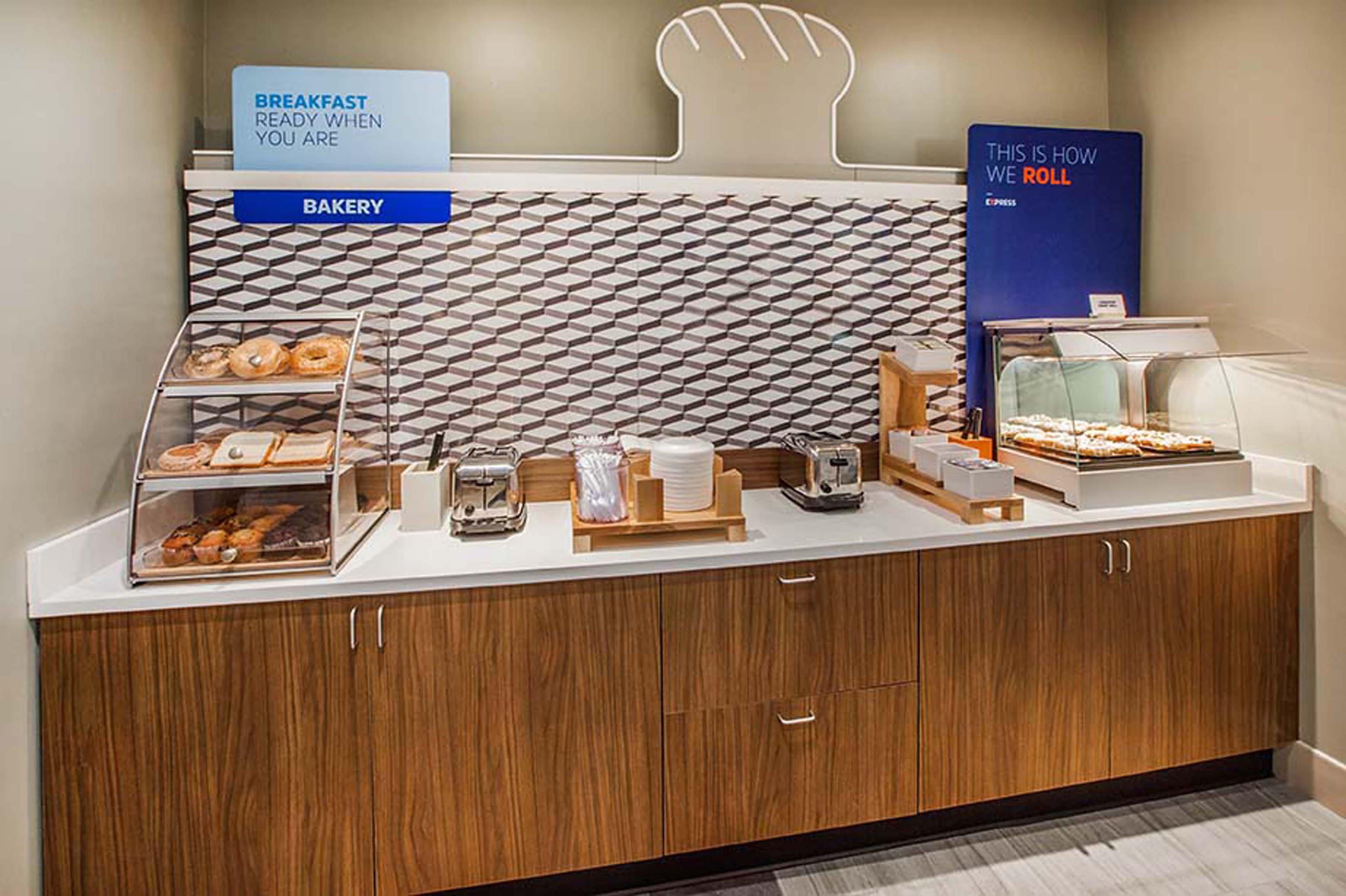 Holiday Inn Express & Suites Monroe By Ihg Eksteriør bilde